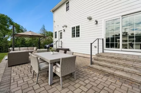 27 Wardle Ave, Berkeley Heights, NJ 07922 photo 35