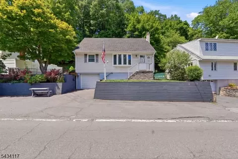 468 Rifle Camp Rd, Woodland Park, NJ 07424