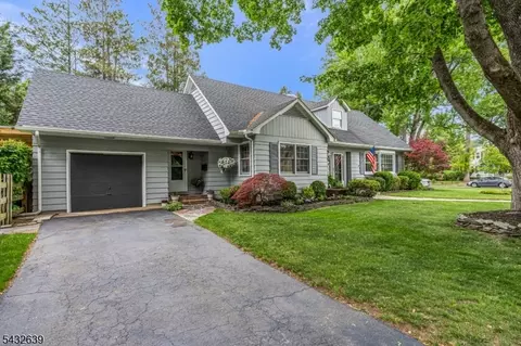 717 Hawthorne Ave, Bound Brook, NJ 08805