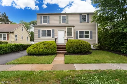14 Locust St, Madison, NJ 07940