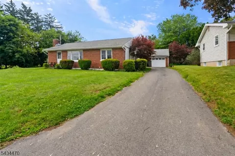 116 S 8th St, Phillipsburg, NJ 08865