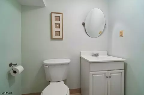 606 Park Pl, Springfield, NJ 07081 photo 10