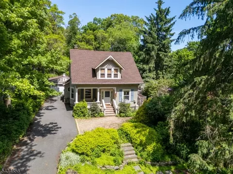137 Reservoir Ave, Randolph, NJ 07869