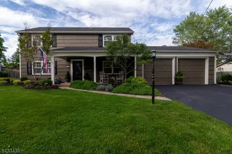 189 Berger St, Somerset, NJ 08873