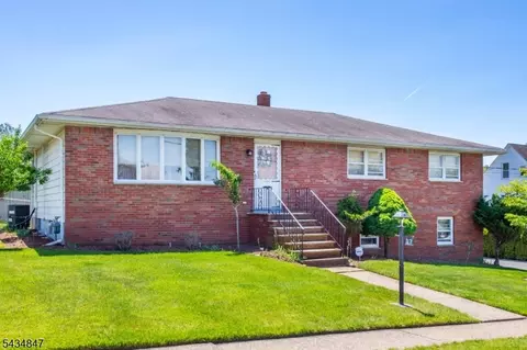 27 Bartsch Ave, Woodland Park, NJ 07424