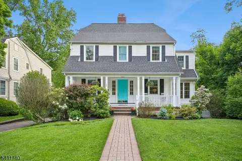 26 Mountain Ave, Maplewood, NJ 07040