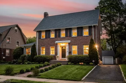 39 Kendal Ave, Maplewood, NJ 07040