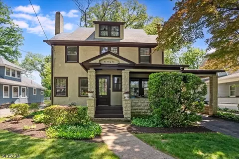 525 S Maple Ave, Glen Rock, NJ 07452