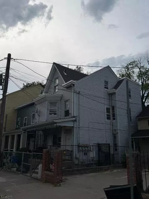141 Park Ave, Paterson, NJ 07501