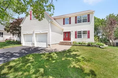 43 Wexford Way, Bridgewater, NJ 08807