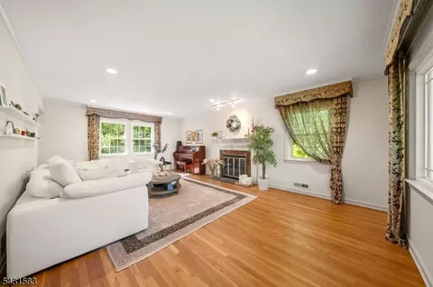 29 Upper Dr, Summit, NJ 07901 photo 10