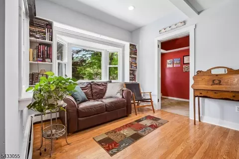11 Lake Trl E, Wayne, NJ 07470 photo 8