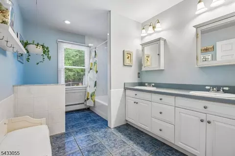 11 Lake Trl E, Wayne, NJ 07470 photo 31