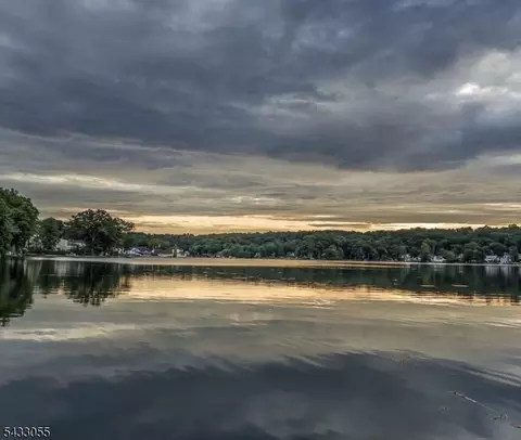 11 Lake Trl E, Wayne, NJ 07470 photo 47