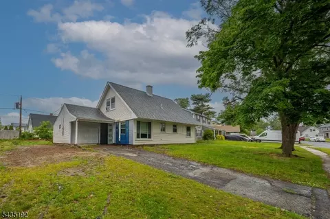 49 Belmont Ln, Willingboro, NJ 08046