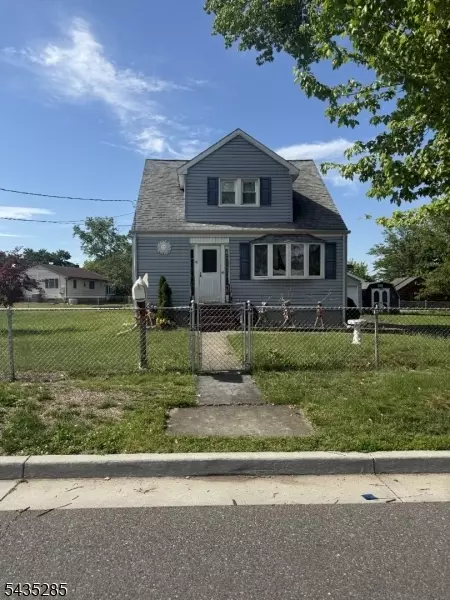 30 Murray Ave, Piscataway, NJ 08854