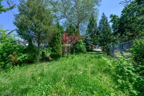 724 W Front St, Plainfield, NJ 07060 photo 25