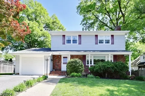 200 Watchung Dr, Hawthorne, NJ 07506