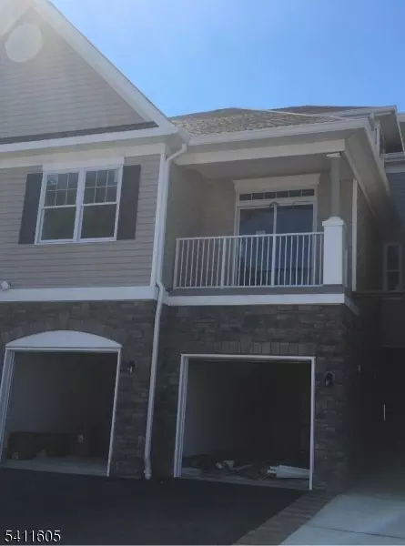 36 Elston Ct, Haskell, NJ 07420