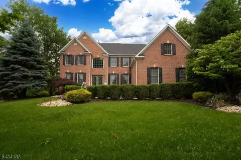 4 Windy Hill Rd, Dunellen, NJ 08812