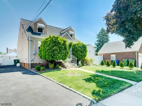 610 Laurita St, Linden, NJ 07036