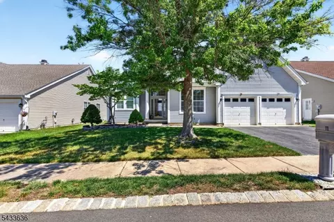 11 Valley Stream Pl, Barnegat, NJ 08005