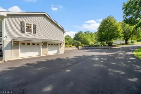 31 Samuel Dr, Flemington, NJ 08822 photo 40