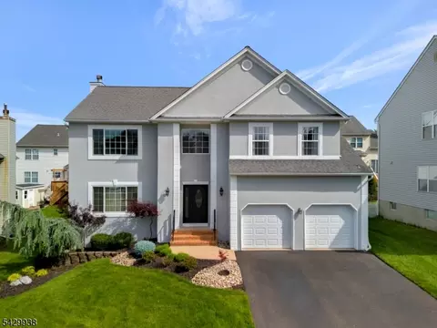 6 Sally Ct, Bridgewater, NJ 08807