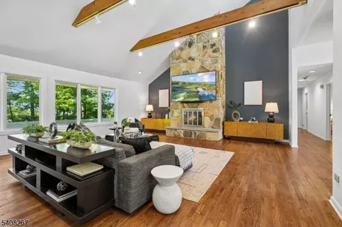 154 Brentwood Dr, South Orange Village, NJ 07079