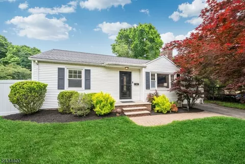 419 Wyckoff Ave, Ramsey, NJ 07446