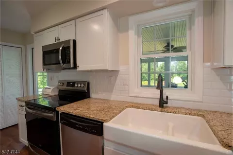 59 Decker Rd, Wantage, NJ 07461 photo 13
