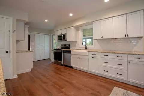 59 Decker Rd, Wantage, NJ 07461 photo 12