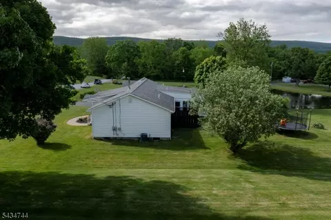 59 Decker Rd, Wantage, NJ 07461 photo 4