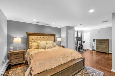 31 Monhegan Ave, Wayne, NJ 07470 photo 22