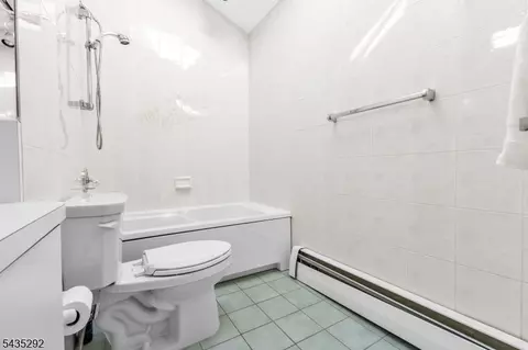31 Monhegan Ave, Wayne, NJ 07470 photo 34