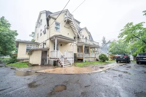 128 W 8th St, Plainfield, NJ 07060 photo 4