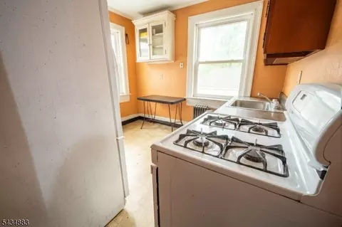 128 W 8th St, Plainfield, NJ 07060 photo 27