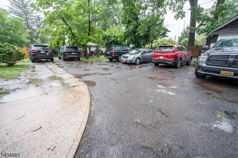 128 W 8th St, Plainfield, NJ 07060 photo 47