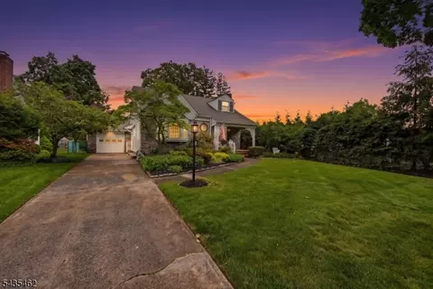47 Victor Pl, Hawthorne, NJ 07506