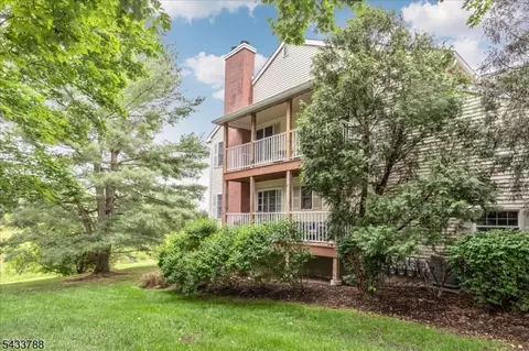 347 Potomac Dr, Basking Ridge, NJ 07920 photo 19