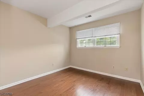 347 Potomac Dr, Basking Ridge, NJ 07920 photo 8
