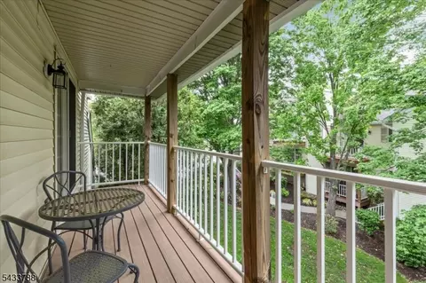 347 Potomac Dr, Basking Ridge, NJ 07920 photo 18