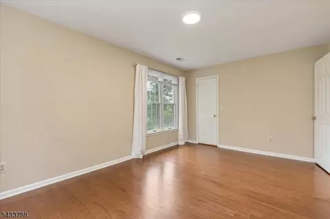 347 Potomac Dr, Basking Ridge, NJ 07920 photo 10