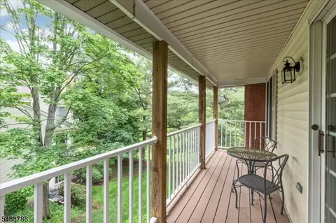 347 Potomac Dr, Basking Ridge, NJ 07920 photo 17