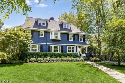 162 Union St, Montclair, NJ 07042