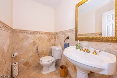 12 Rene Ct, Wayne, NJ 07470 photo 21
