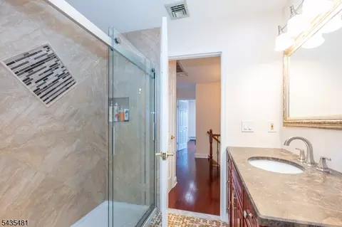 12 Rene Ct, Wayne, NJ 07470 photo 19