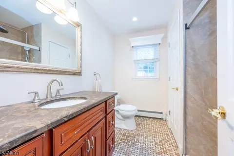 12 Rene Ct, Wayne, NJ 07470 photo 20