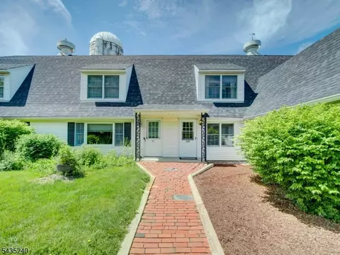 125 W End Ave, Newton, NJ 07860