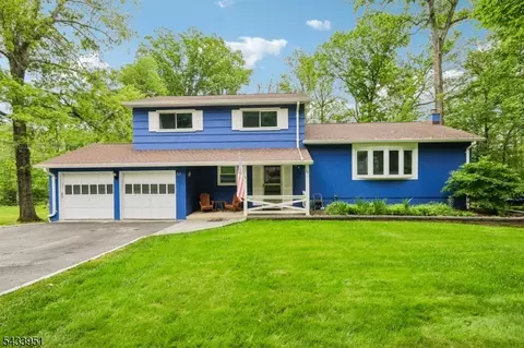 58 Radtke Rd, Randolph, NJ 07869
